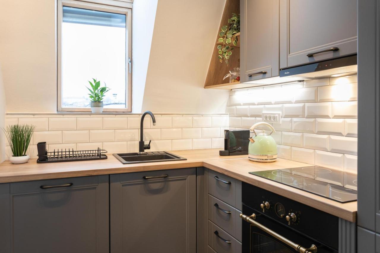 شقة Design 1Bdr Loft Near Kvaternik Square زغرب المظهر الخارجي الصورة